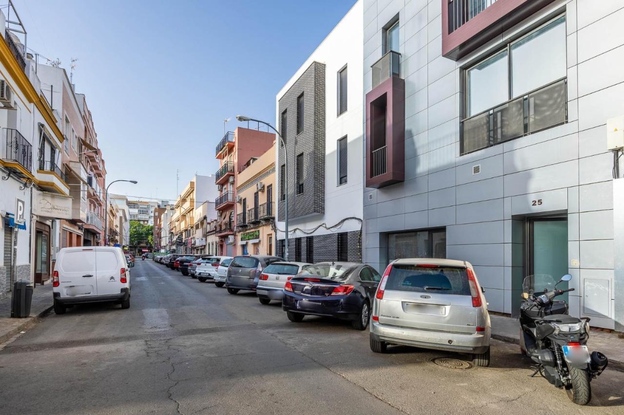 Nervion Suites 1 - Vacacional Sevilla Экстерьер фото