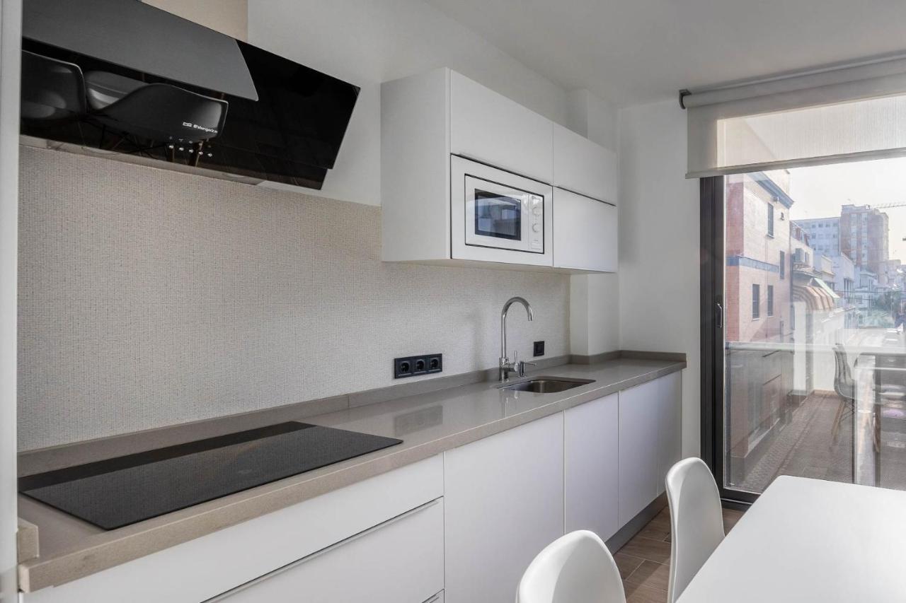 Nervion Suites 1 - Vacacional Sevilla Экстерьер фото